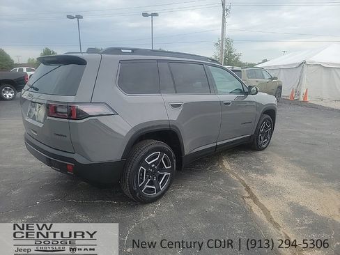 New 2026 Jeep Cherokee Limited AWD/4WD image 5