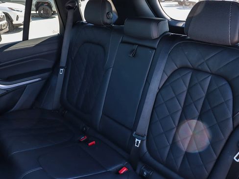 Used 2023 BMW X5 xDrive40i w/ M Sport Package image 24