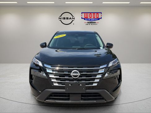 Certified 2026 Nissan Rogue SV w/ Cold Weather Package AWD/4WD image 6