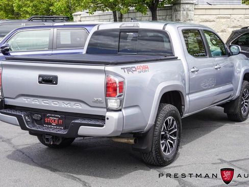Used 2020 Toyota Tacoma TRD Sport w/ TRD Premium Sport Package image 17