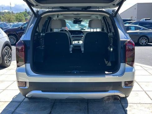 Used 2021 Hyundai Palisade SEL w/ Premium Package AWD/4WD image 12