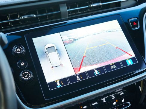 Used 2022 Chevrolet Bolt LT w/ Infotainment Package image 25