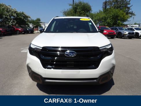Used 2025 Subaru Forester Sport AWD/4WD image 3