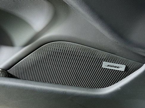 Used 2021 Porsche Taycan 4S image 21