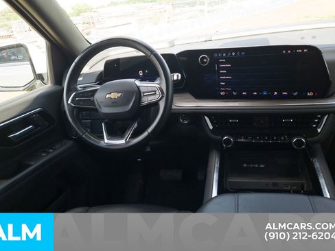 Used 2025 Chevrolet Tahoe LT AWD/4WD image 22