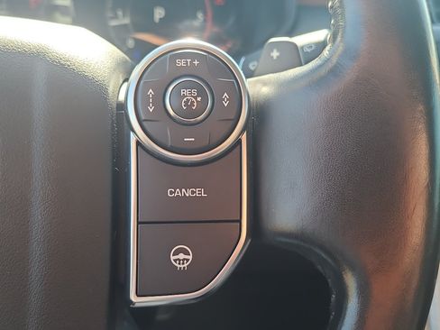 Used 2018 Land Rover Discovery HSE AWD/4WD image 35
