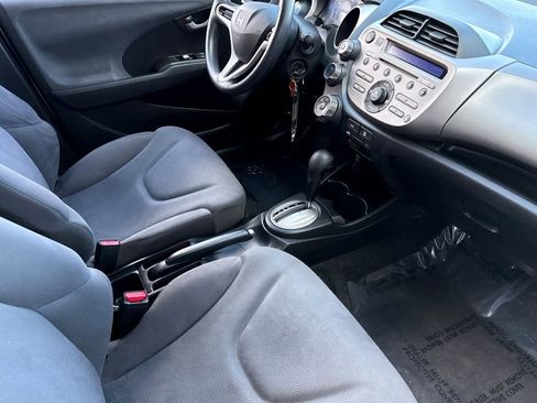 Used 2013 Honda Fit image 16