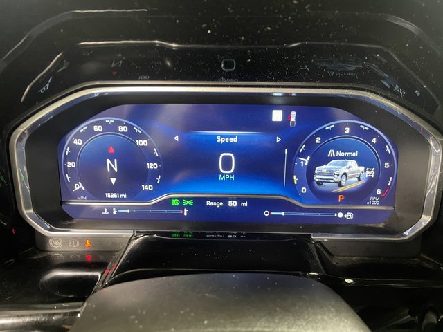 Used 2023 Chevrolet Silverado 1500 RST AWD/4WD image 15
