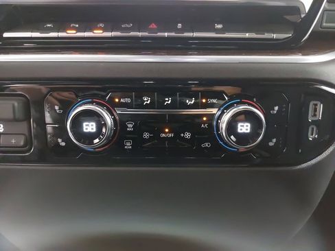 New 2026 GMC Sierra 1500 SLE w/ Preferred Package AWD/4WD image 20