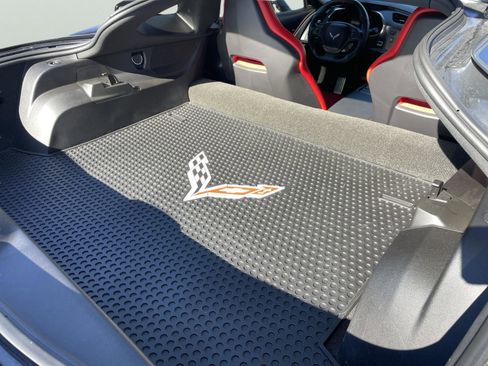 Used 2017 Chevrolet Corvette Z06 w/ Chrome Badge Package image 8