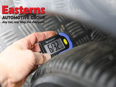 Used 2024 Toyota Corolla LE image 27