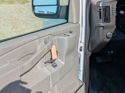 New 2025 Chevrolet Express 2500 w/ Driver Convenience Package image 12