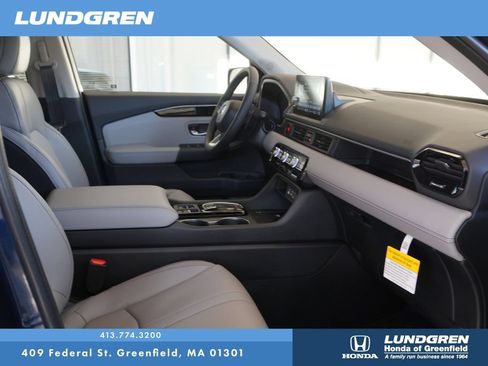 Used 2025 Honda Pilot EX-L image 36