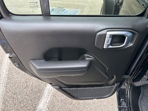 Certified 2022 Jeep Wrangler Unlimited Sport image 31