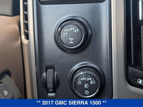 Used 2017 GMC Sierra 1500 Denali AWD/4WD image 29