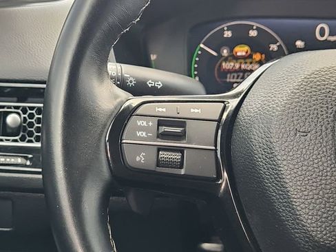 Used 2025 Honda Civic Sport image 28
