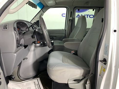 Used 2007 Ford E-350 and Econoline 350 Extended Wagon Super Duty RWD image 14