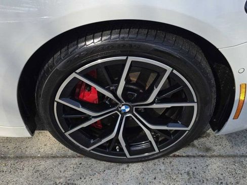 Used 2022 BMW 540i xDrive w/ M Sport Package image 13