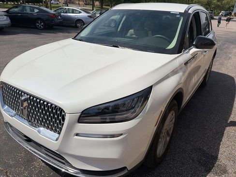 Used 2022 Lincoln Corsair FWD image 2