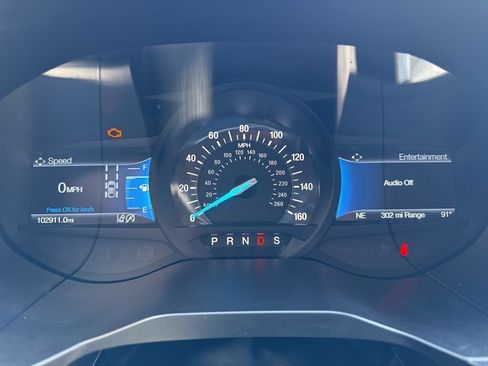 Used 2022 Ford Edge Titanium AWD/4WD image 29