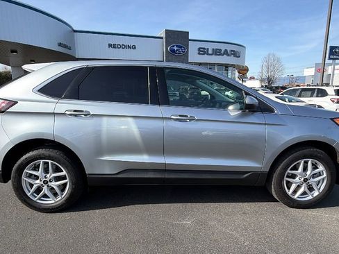 Used 2024 Ford Edge SEL image 3