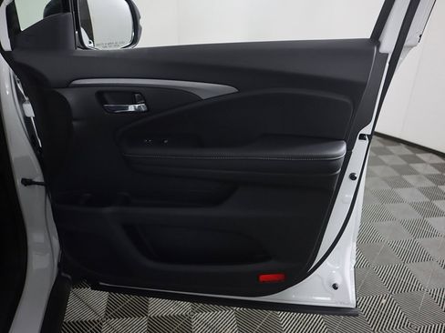 New 2026 Honda Ridgeline RTL image 14