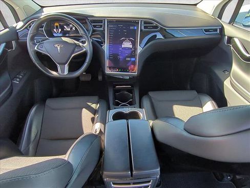 Used 2016 Tesla Model X 75D image 19