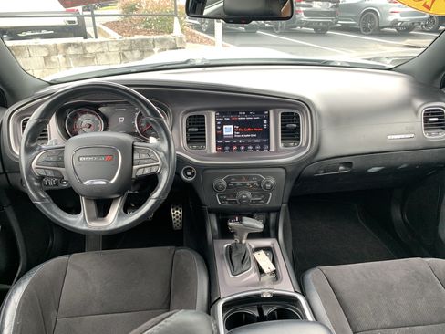 Used 2019 Dodge Charger R/T w/ Plus Group RWD image 27