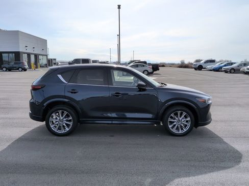 Used 2024 MAZDA CX-5 AWD 2.5 S w/ Premium Plus Pkg image 8