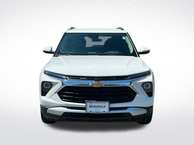 Used 2025 Chevrolet TrailBlazer LT AWD/4WD image 11