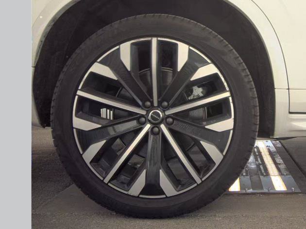 Used 2026 Volvo XC90 B6 Plus AWD/4WD image 15