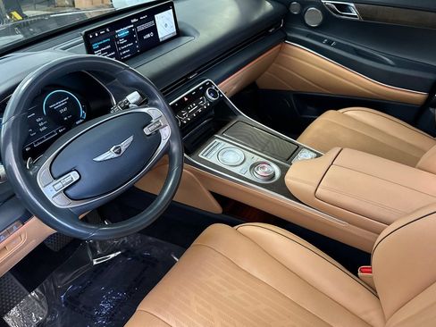 Used 2022 Genesis GV80 2.5T w/ Prestige Package 04 AWD/4WD image 11