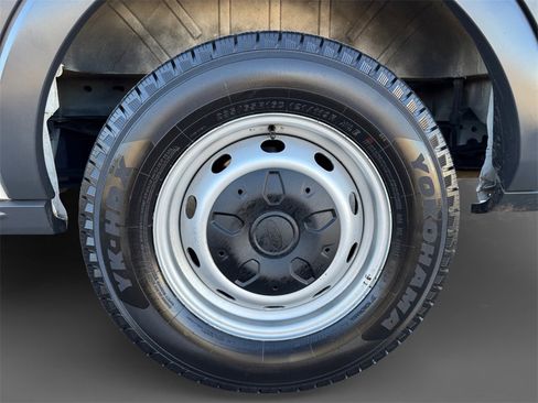 Used 2016 Ford Transit 150 XL image 11