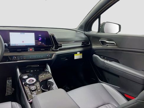 Certified 2025 Kia Sportage X-Line Prestige image 25