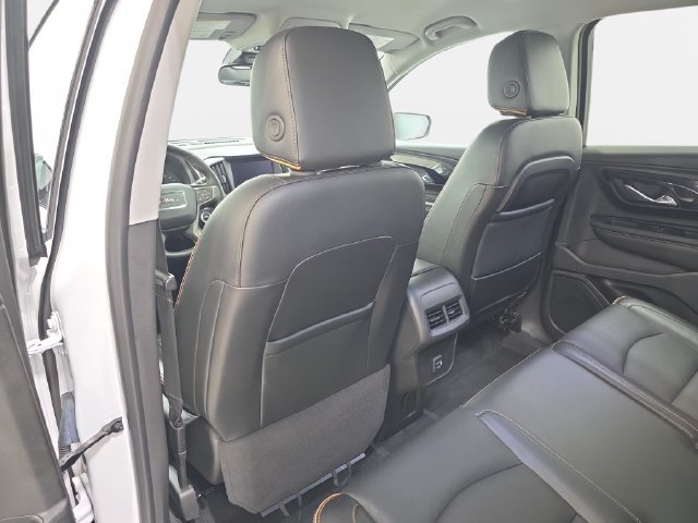 Used 2023 GMC Terrain AT4 AWD/4WD image 12