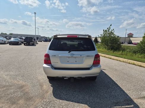 Used 2003 Toyota Highlander 4WD V6 image 6