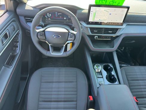 New 2026 Ford Explorer ST-Line w/ ST-Line Street Pack RWD image 13