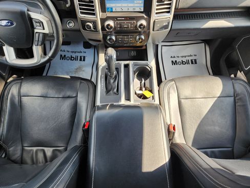 Used 2016 Ford F150 Lariat w/ Equipment Group 502A Luxury AWD/4WD image 18