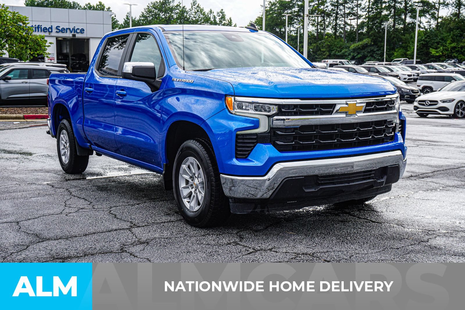 Used 2025 Chevrolet Silverado 1500 LT RWD image 5