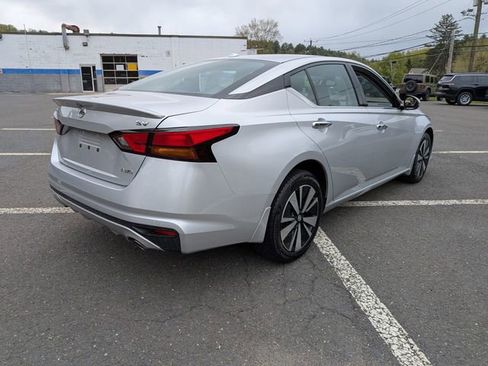 Used 2019 Nissan Altima 2.5 SV AWD/4WD image 5