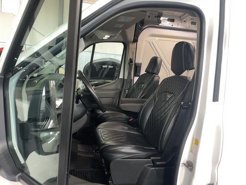 Used 2022 Ford Transit 250 Medium Roof AWD image 11