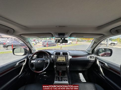 Used 2010 Lexus GX 460 image 25