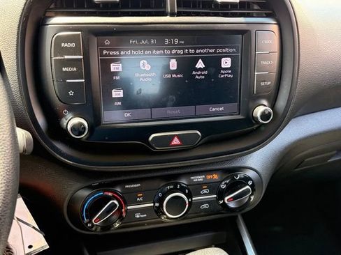 Used 2022 Kia Soul LX w/ Technology Package FWD image 15