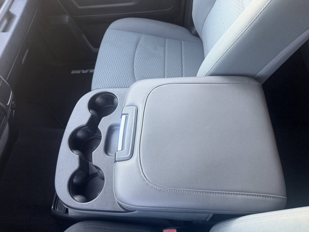 Used 2018 RAM 1500 Express w/ Express Value Package AWD/4WD image 23