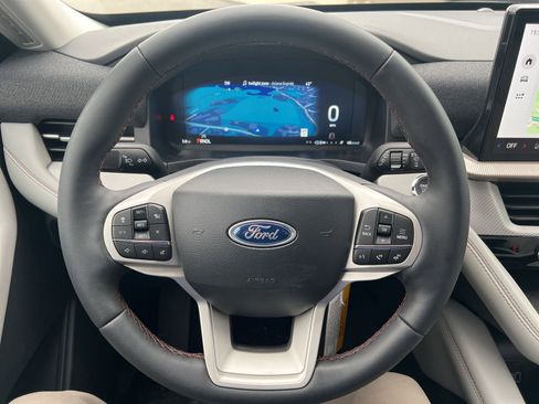 New 2026 Ford Explorer Active w/ Active Comfort Package image 21