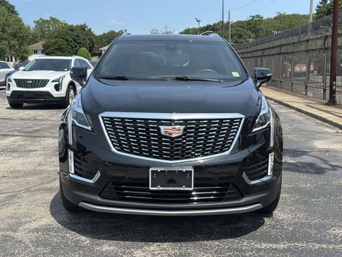Certified 2024 Cadillac XT5 Premium Luxury AWD/4WD image 2