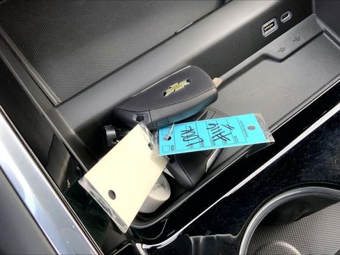 Certified 2026 Chevrolet Suburban LS image 26