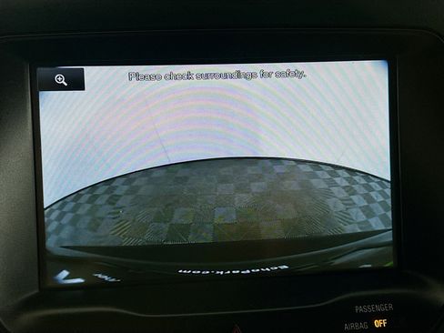 Used 2015 Ford Explorer XLT w/ Equipment Group 202B image 21