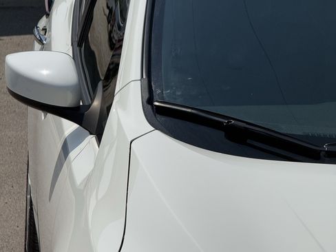 Used 2025 Nissan Leaf S FWD image 24