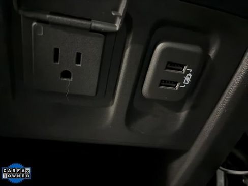 Used 2022 Chevrolet Traverse Premier w/ Redline Edition image 20